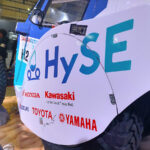 「国内二輪メーカー4社＋トヨタが共同開発した水素エンジン車“HySE-X1”が「ダカールラリー2024」でクラス4位を獲得【東京オートサロン2024】」の11枚目の画像ギャラリーへのリンク