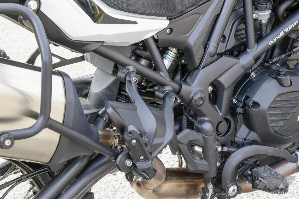 「イタリアではベストセラーのバイクです。ベネリのミドルアドベンチャーツアラーTRK502Xの実力とは？」の19枚目の画像