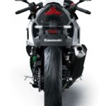 「カワサキから新登場のハイブリッドバイク「Ninja 7 Hybrid」｜600ccクラスのサイズながら1000ccクラスのスタートダッシュ！」の7枚目の画像ギャラリーへのリンク