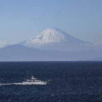 「【神奈川県横須賀市】 バイクで行きたいツーリングスポット｜相模湾越しに富士山を望む「荒崎海岸」。」の1枚目の画像ギャラリーへのリンク