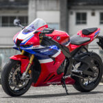 「ホンダ・CBR1000RR-R FIREBLADE SPで郊外を疾走。｜高回転型エンジンとは思えぬ、大人びたパワー特性でした！」の3枚目の画像ギャラリーへのリンク