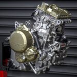 「【試乗記】ドゥカティから30年ぶりのシングルエンジン｜ハイパーモタード698モノは走り以外の要素を削ぎ落としたピュアマシンである。」の8枚目の画像ギャラリーへのリンク