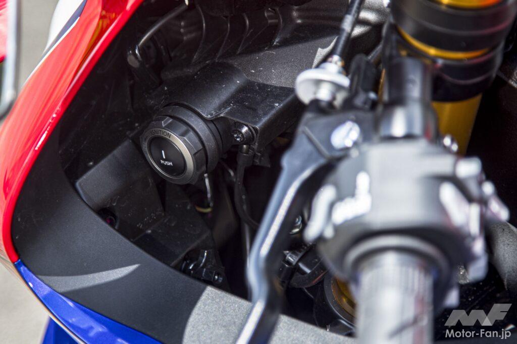 「サーキットに軸足を移してから4年目の大改良、CBR1000RR-Rは乗り手を選ぶ崇高な存在だ」の21枚目の画像