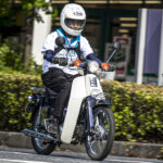 「【猛暑とバイク】首と肩を氷で冷やす！はバイクでも有効？　超冷却ネックアイスバッグを試した結果……涼しいけどちょい肩が凝った。」の3枚目の画像ギャラリーへのリンク