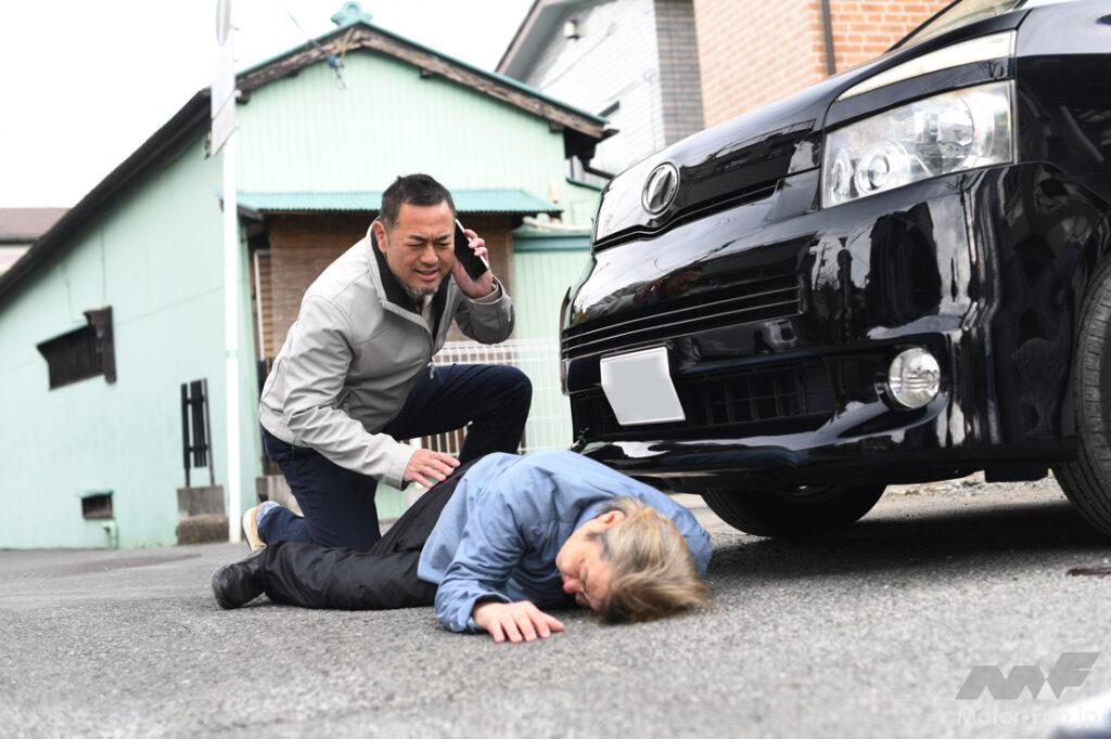 「ツーリング中にバイクの事故や転倒に遭遇！ 万が一のために知っておきたい正しい対処法とは？」の2枚目の画像