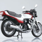 「1981年発売の超お宝ビンテージモデル！ホンダCBX400F（1型）1/12スケールの完成品モデル｜アオシマ」の4枚目の画像ギャラリーへのリンク