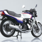 「1981年発売の超お宝ビンテージモデル！ホンダCBX400F（1型）1/12スケールの完成品モデル｜アオシマ」の7枚目の画像ギャラリーへのリンク