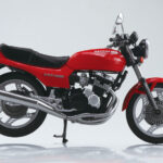 「1981年発売の超お宝ビンテージモデル！ホンダCBX400F（1型）1/12スケールの完成品モデル｜アオシマ」の9枚目の画像ギャラリーへのリンク