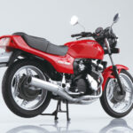 「1981年発売の超お宝ビンテージモデル！ホンダCBX400F（1型）1/12スケールの完成品モデル｜アオシマ」の10枚目の画像ギャラリーへのリンク