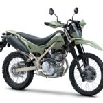 「シート高が低めのトレッキング向きバイク｜カワサキKLX230 シェルパがツーリングの楽しさを広げる！」の21枚目の画像ギャラリーへのリンク