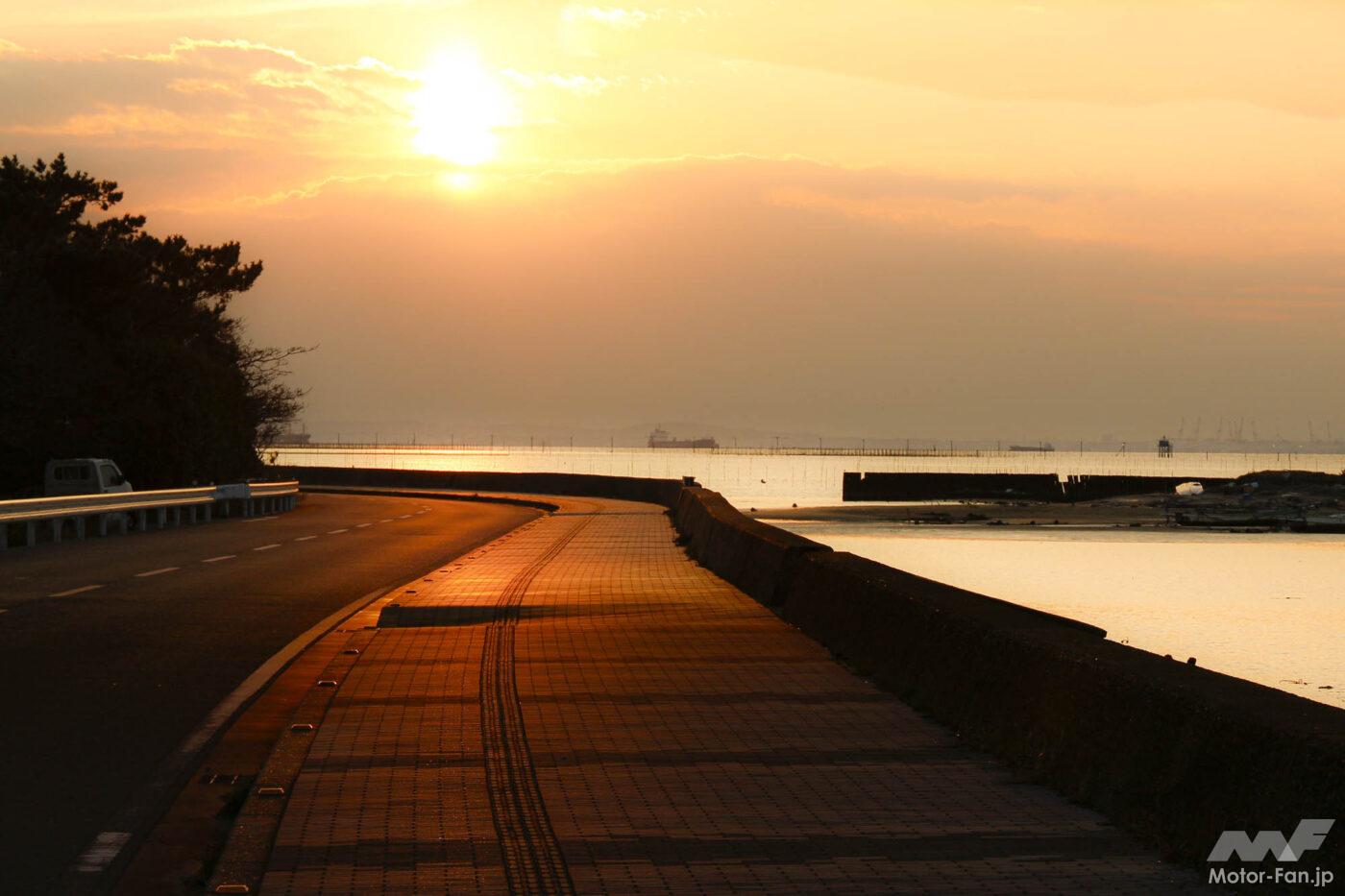 「【千葉県袖ヶ浦市】バイクで行きたいツーリングスポット｜夕陽が綺麗な「袖ヶ浦海浜公園」」の2枚めの画像