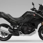 「5段階ウインドスクリーンが調節しやすくなった！ ホンダ、スポーツツアラー「NT1100」を発売」の4枚目の画像ギャラリーへのリンク