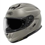 「渋目洗練マットグレー登場｜SHOEI フルフェイス「GT-Air3」に新色「CHALK GREY（チョークグレー）」｜2025年3月発売」の1枚目の画像ギャラリーへのリンク