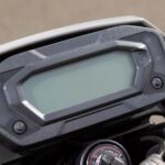 「カワサキの新型KLX230シリーズは３種類が存在する。モタード仕様のKLX230SMは2025年1月に発売」の22枚目の画像ギャラリーへのリンク