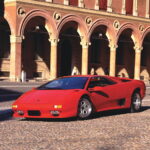 「カウンタックの後継車「ディアブロ」の進化の変遷（1992-1999）【ランボルギーニ ヒストリー】」の6枚目の画像ギャラリーへのリンク