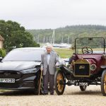 「101歳の現役ドライバー、T型フォードと最新のフォード マスタング マッハ-Eをドライブ 【動画】」の13枚目の画像ギャラリーへのリンク