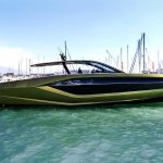 「ランボルギーニの豪華ヨットが完成！ 「海上を走るスーパーカー」の全貌に迫る」の4枚目の画像ギャラリーへのリンク