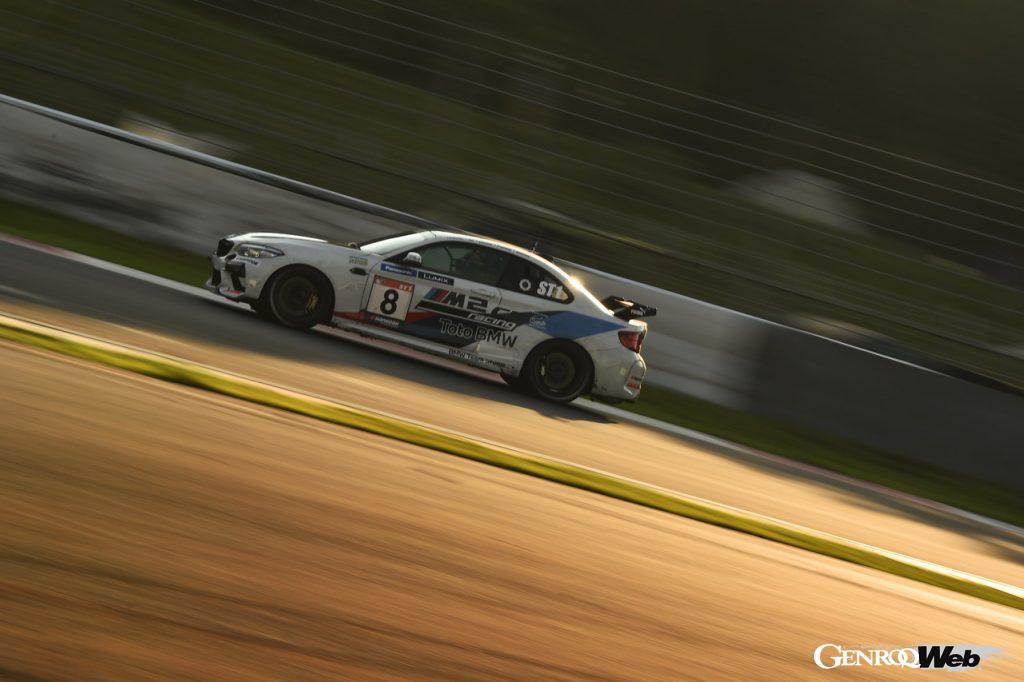 「BMW M2 CS RACINGで24時間耐久を走ったアラフィフモータージャーナリスト、アマチュアレースの醍醐味を語る」の11枚目の画像