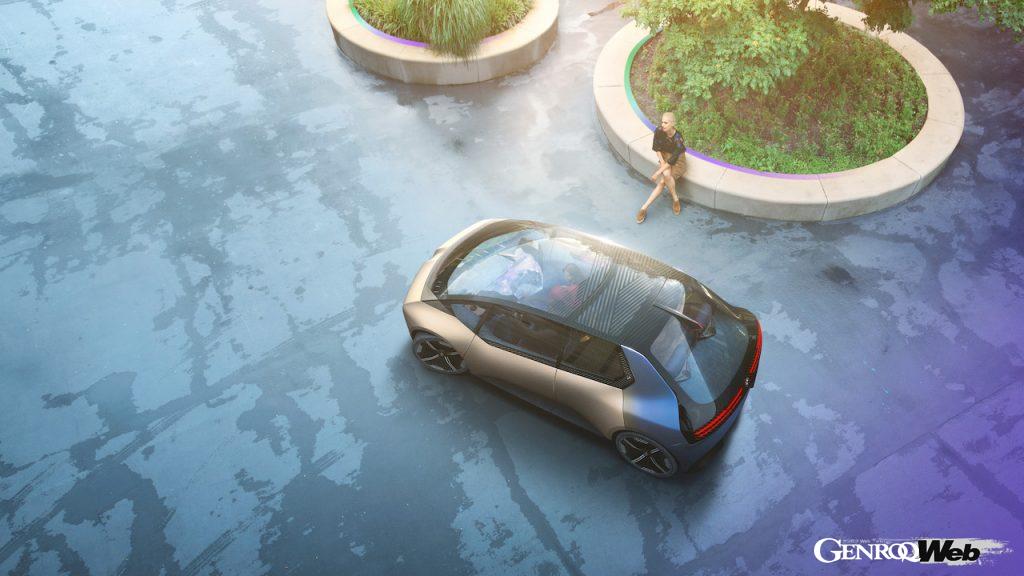IAAモビリティ 2021において、100%リサイクルを目指したEVコンセプト「BMW i ヴィジョン サーキュラー」を公開
