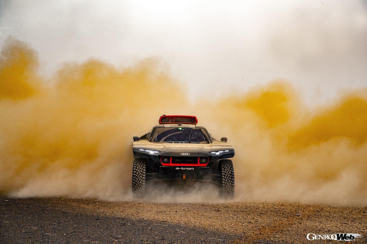 「ダカールを目指すアウディRS Q e-tron。「砂漠で充電」を可能にした電動ラリーマシンがモロッコを走る」の13枚目の画像