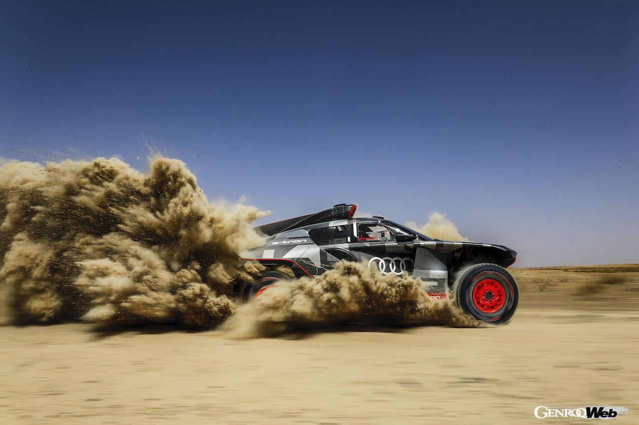 「ダカールを目指すアウディRS Q e-tron。「砂漠で充電」を可能にした電動ラリーマシンがモロッコを走る」の7枚目の画像