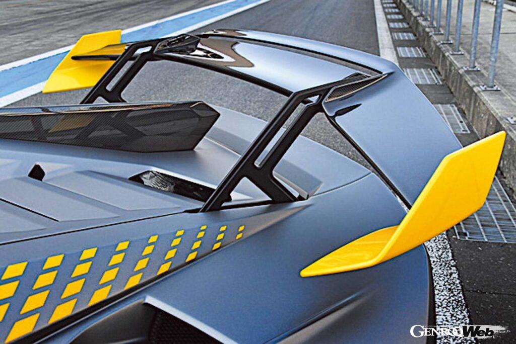 「ランボルギーニ最速の遺伝子“STO”。最後!?のピュアエンジン搭載モデルをサーキットで味わう」の13枚目の画像