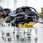 アストンマーティン ヴァルキリー、生産1号車が完成！ 【動画】 - 20211104_Aston Martin Valkyrie_02