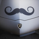 「ランボルギーニ×モベンバー、口髭をたたえた1500台のランボルギーニが世界中をパレードラン 【動画】」の27枚目の画像ギャラリーへのリンク