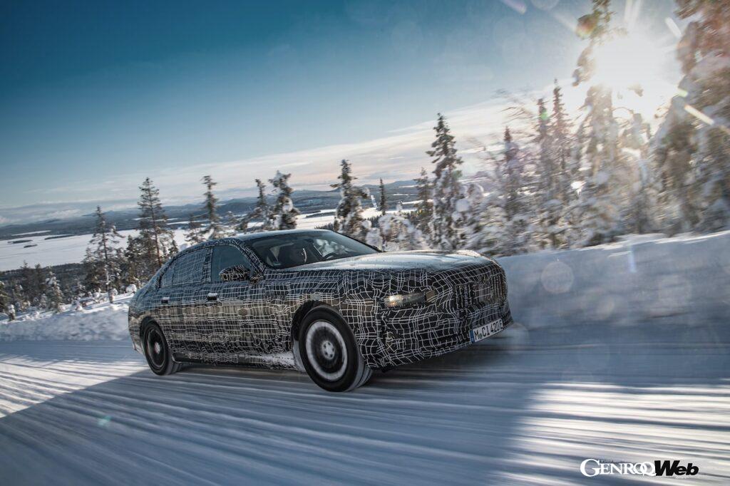 「電動ラグジュアリーサルーン「BMW i7」、ワールドプレミアに向けて北極圏でテストを敢行」の7枚目の画像