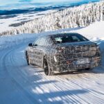 「電動ラグジュアリーサルーン「BMW i7」、ワールドプレミアに向けて北極圏でテストを敢行」の14枚目の画像ギャラリーへのリンク