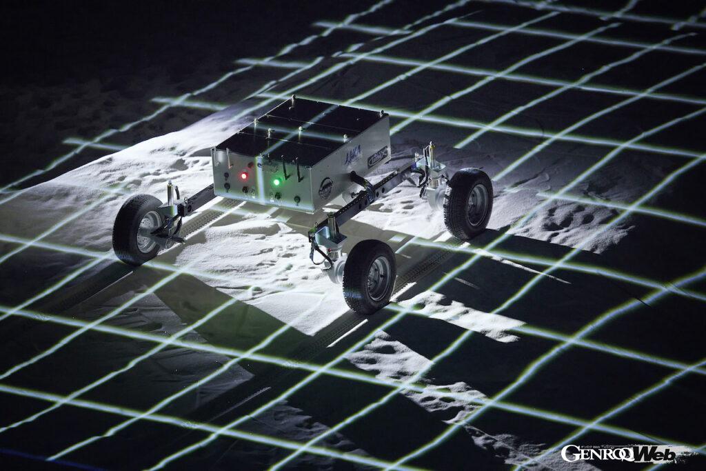 「ニッサンの技術が宇宙へ！ JAXAと共同研究中の月面ローバ試作機を公開 【動画】」の11枚目の画像