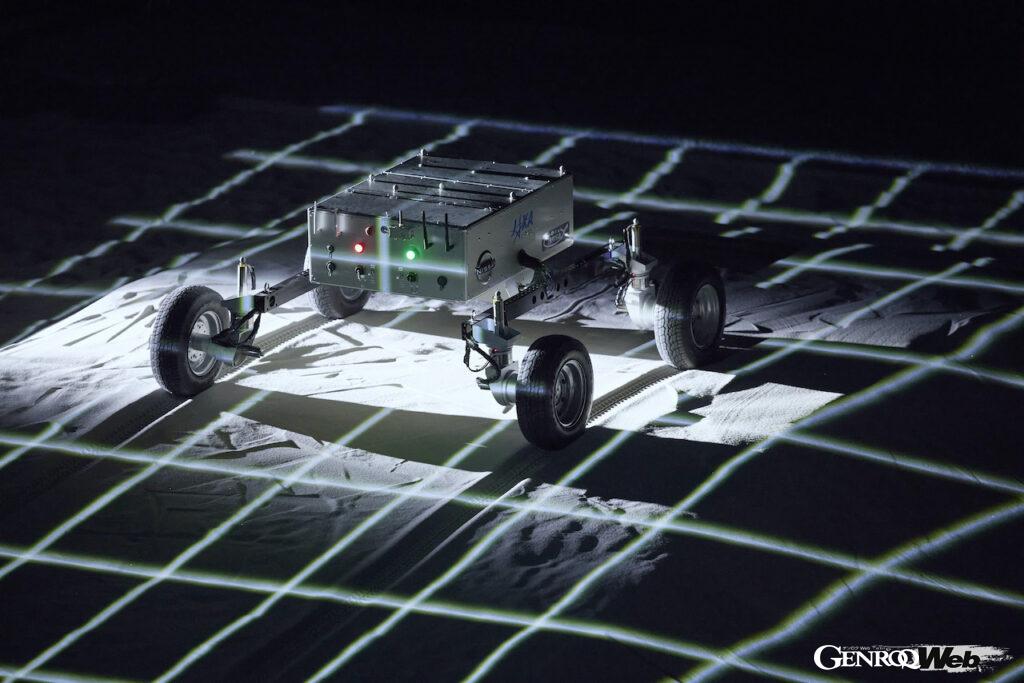 「ニッサンの技術が宇宙へ！ JAXAと共同研究中の月面ローバ試作機を公開 【動画】」の12枚目の画像