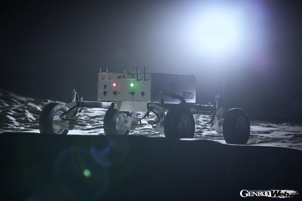 「ニッサンの技術が宇宙へ！ JAXAと共同研究中の月面ローバ試作機を公開 【動画】」の18枚目の画像