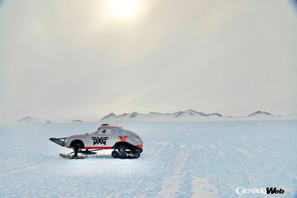 クローラー仕様のポルシェ 356 Aが南極大陸を356マイル走破、プロジェクトのフィニッシュを宣言
