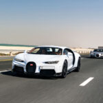 世界一豪華なオーナーズミーティング！ “176気筒”分のブガッティがアラビア半島を疾走 - GQW_Bugatti_owners_drive_12064