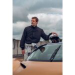 「ロータス エヴァイヤのオーナーだけが入手可能！サヴィル・ロウの流儀で仕立てる超絶レアなドライビングジャケット」の2枚目の画像ギャラリーへのリンク