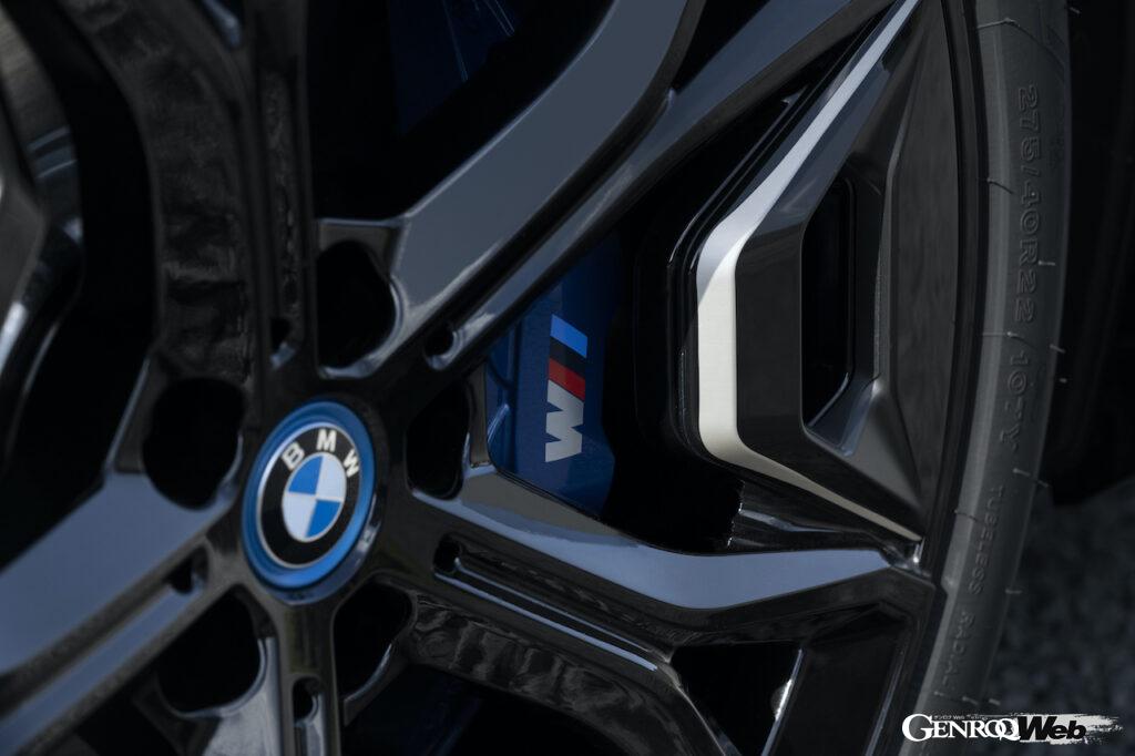 「BMW iX M60デビュー！ 最高出力619hpのハイパフォーマンス電動SAV 【動画】」の30枚目の画像