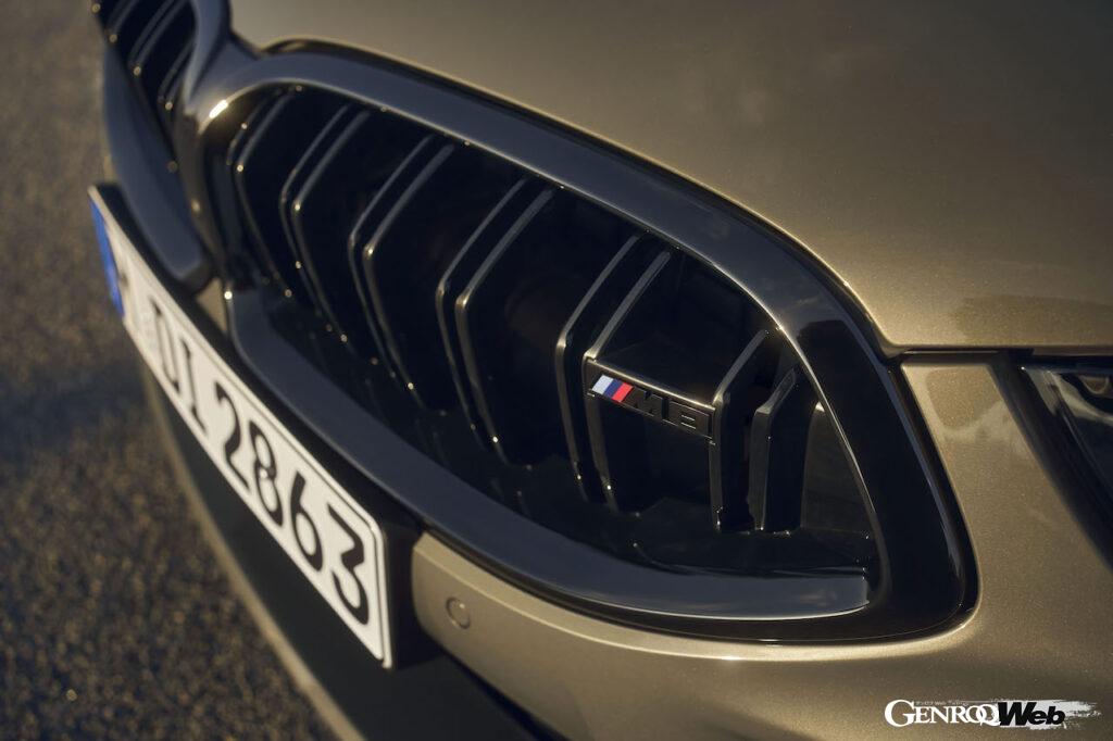 「BMW M8 コンペティション・シリーズに改良新型がデビュー！ 新色の追加&コクピットの機能性を向上 【動画】」の8枚目の画像