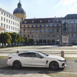 「BMW M8 コンペティション・シリーズに改良新型がデビュー！ 新色の追加&コクピットの機能性を向上 【動画】」の39枚目の画像ギャラリーへのリンク