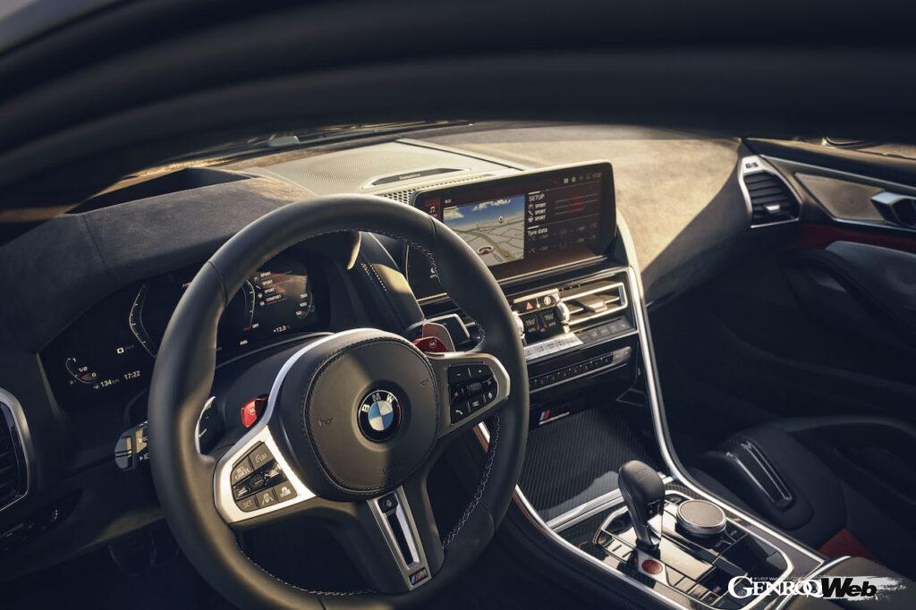 「BMW M8 コンペティション・シリーズに改良新型がデビュー！ 新色の追加&コクピットの機能性を向上 【動画】」の46枚目の画像