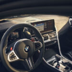 「BMW M8 コンペティション・シリーズに改良新型がデビュー！ 新色の追加&コクピットの機能性を向上 【動画】」の46枚目の画像ギャラリーへのリンク