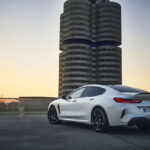 「BMW M8 コンペティション・シリーズに改良新型がデビュー！ 新色の追加&コクピットの機能性を向上 【動画】」の48枚目の画像ギャラリーへのリンク