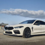 「BMW M8 コンペティション・シリーズに改良新型がデビュー！ 新色の追加&コクピットの機能性を向上 【動画】」の50枚目の画像ギャラリーへのリンク
