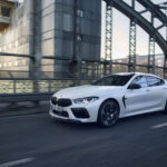 「BMW M8 コンペティション・シリーズに改良新型がデビュー！ 新色の追加&コクピットの機能性を向上 【動画】」の54枚目の画像ギャラリーへのリンク