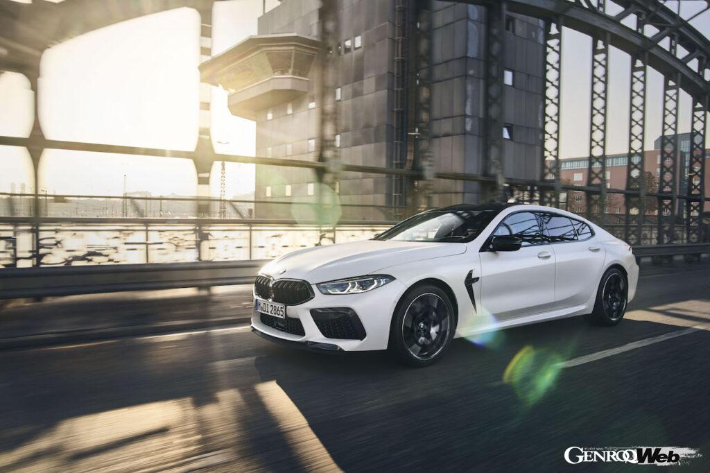 「BMW M8 コンペティション・シリーズに改良新型がデビュー！ 新色の追加&コクピットの機能性を向上 【動画】」の55枚目の画像