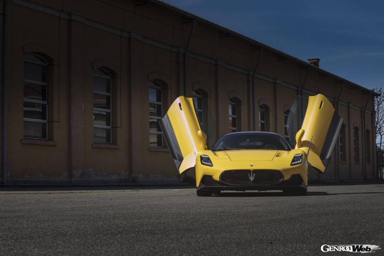 「マセラティ MC20に最速試乗！ 最新イタリアンスーパーカーのハイレベルな完成度に渡辺慎太郎も脱帽」の8枚目の画像