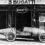 「ブガッティ タイプ30の伝説。100年前に誕生した8気筒モデルの革新性とは？」の1枚目の画像ギャラリーへのリンク