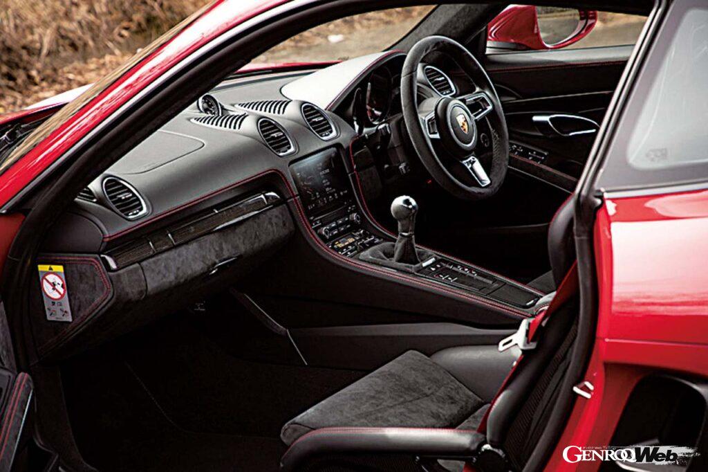 「選ぶべき「GTS」はどちらか？ ポルシェ 911 カレラ GTSと718 ケイマン GTS 4.0を比較試乗！」の6枚目の画像