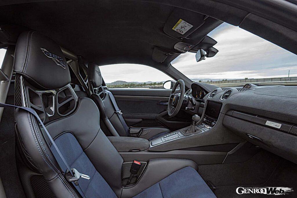 「ミッドシップ・ポルシェの最強モデル「718 ケイマン GT4 RS」にレンシュポルトのプライドを見る！」の6枚目の画像