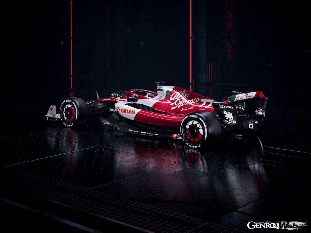 「アルファロメオ、2022年シーズンに向けた新規定F1マシン「C42」を公開 【動画】」の6枚目の画像